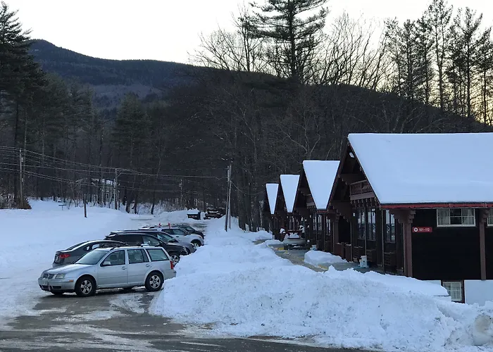Swiss Chalets Village Inn